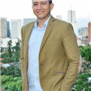 Profesor de sociales imparte clases para jóvenes de bachillerato o nivelaciones para niños de primaria en cualquier área